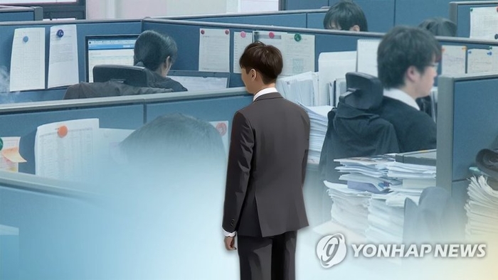 “얼마나 어렵길래 이것까지”…7년만에 기업 법인카드 발급도 줄었다